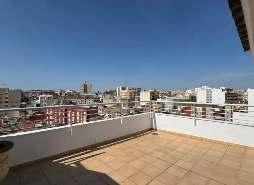 Terrasse von Maisonette zum Verkauf in Castellón de la Plana / Castelló de la Plana mit Heizung, Terrasse und Möbliert