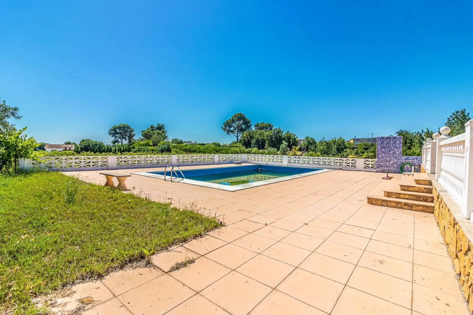 Schwimmbecken von Haus oder Chalet zum Verkauf in Carlet mit Privatgarten, Terrasse und Schwimmbad
