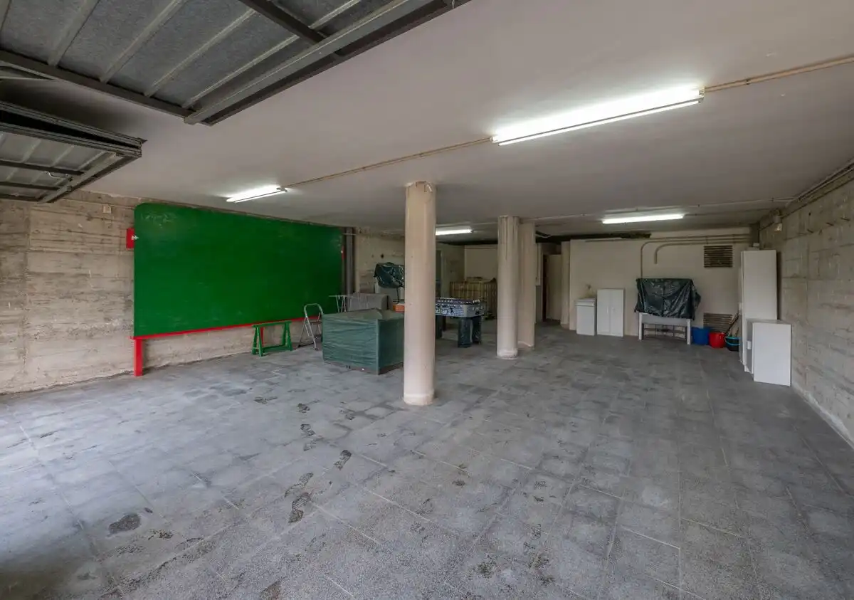Houses for sale in Bescanó  with Terrace and Storage room