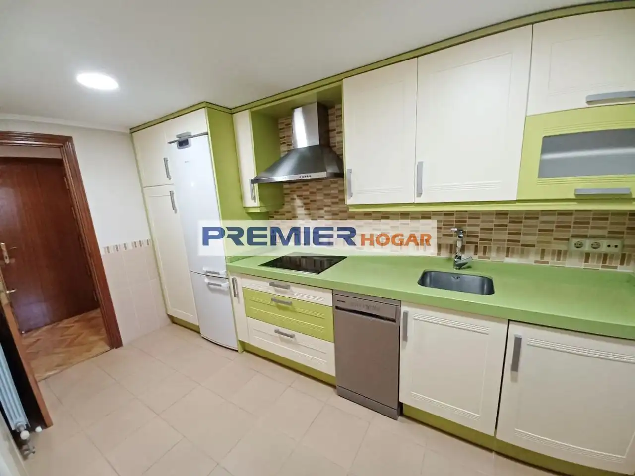Kitchen of Flat for sale in Coslada  with Heating, Parquet flooring and Terrace