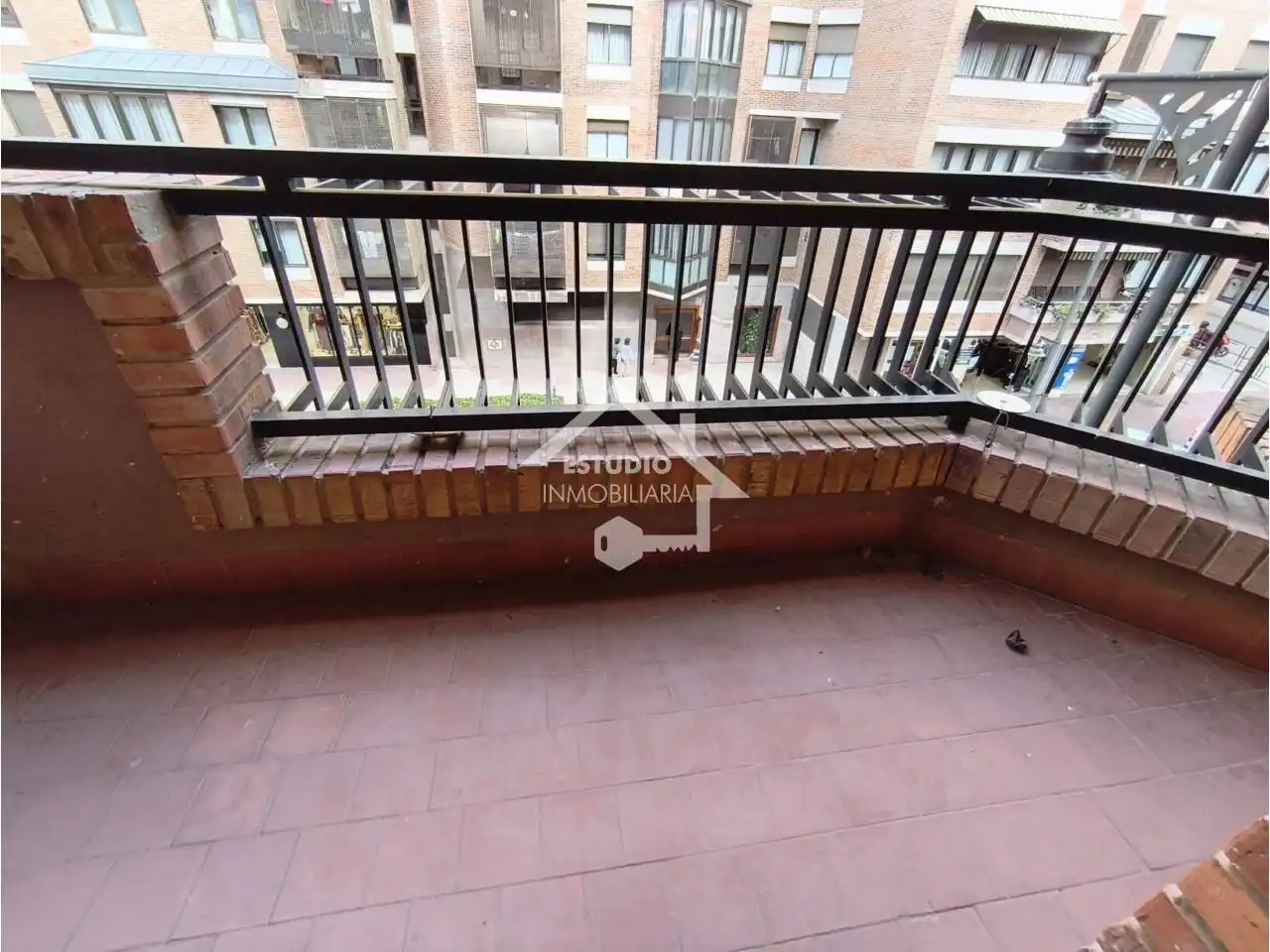 Piso con terraza en venta en Calle Belchite, imagen 13