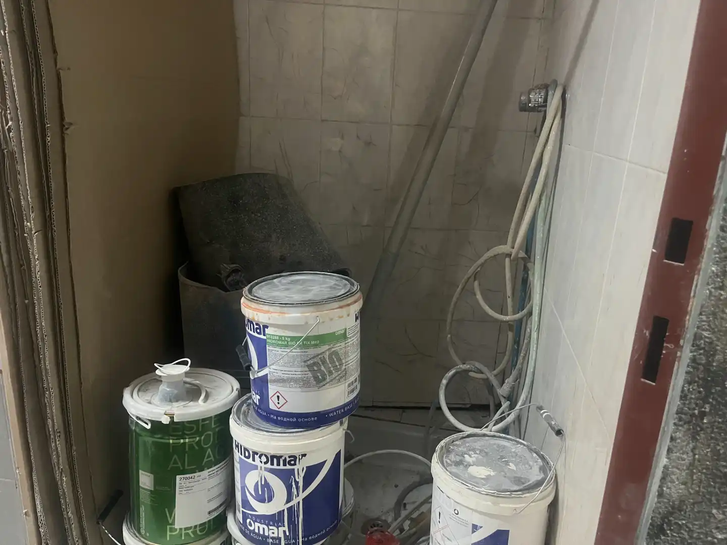 Bathroom of Commercial properties for sale in Terrassa  with Heating and Furnished