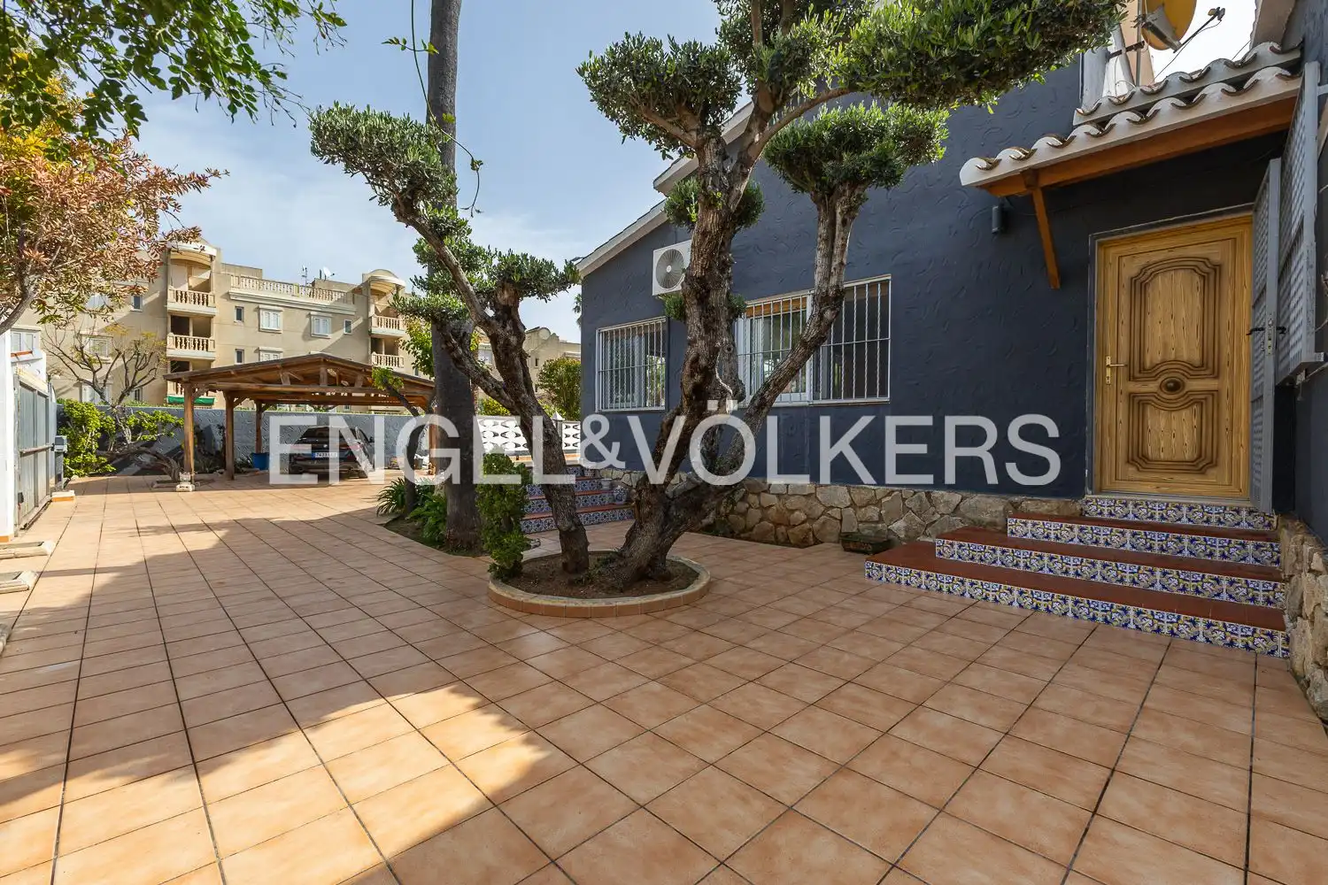 Vista exterior de Casa o chalet en venta en Dénia con Aire acondicionado, Calefacción y Jardín privado