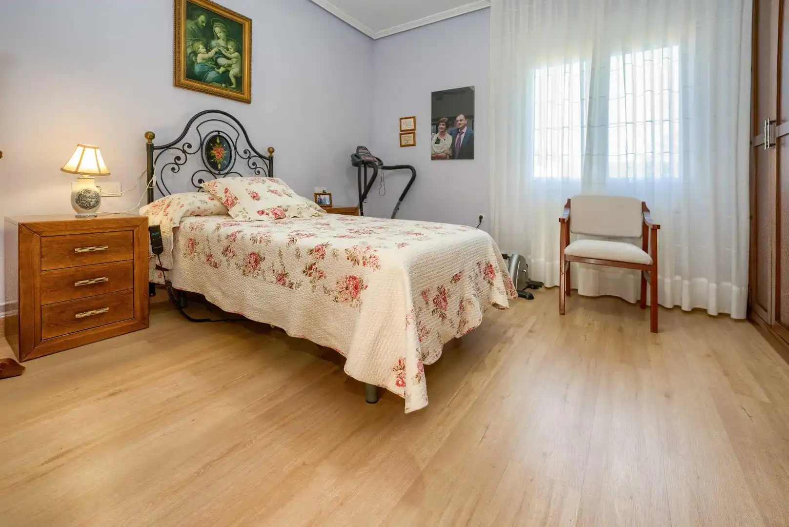 Bedroom of Houses for sale in Palomares del Río  with Air Conditioner, Heating and Private garden