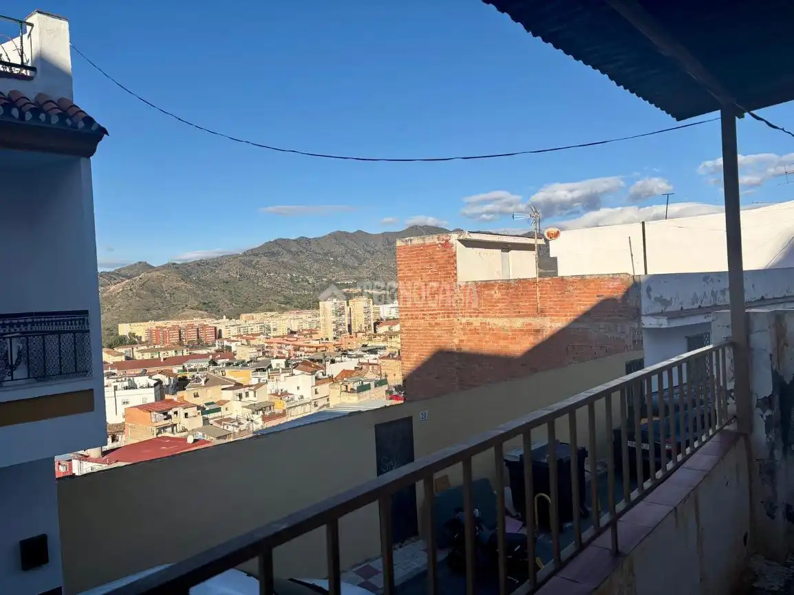 Casa adosada en venda a Mangas Verdes - Las Flores - Parque del Sur