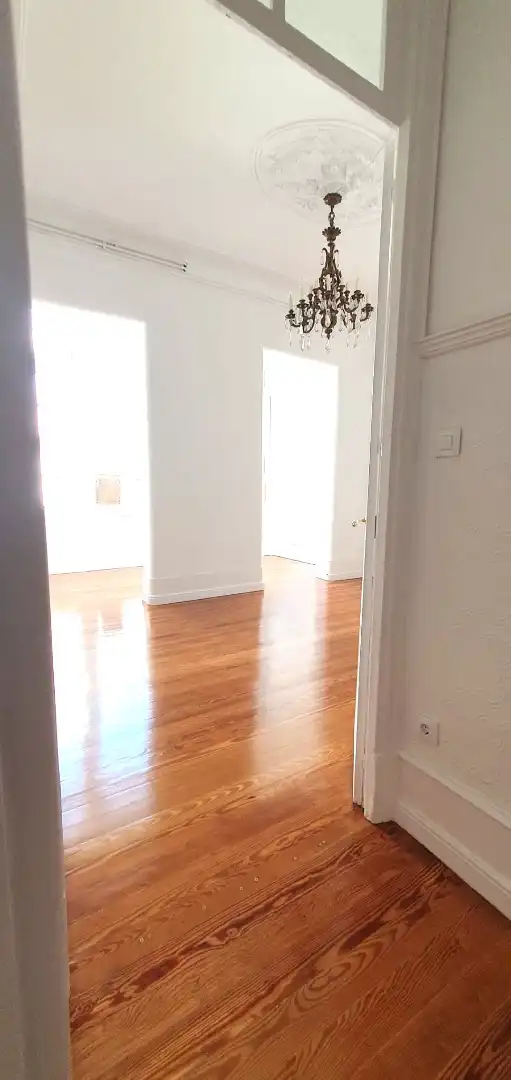 Piso de alquiler en Vigo  con Calefacción, Parquet y Horno