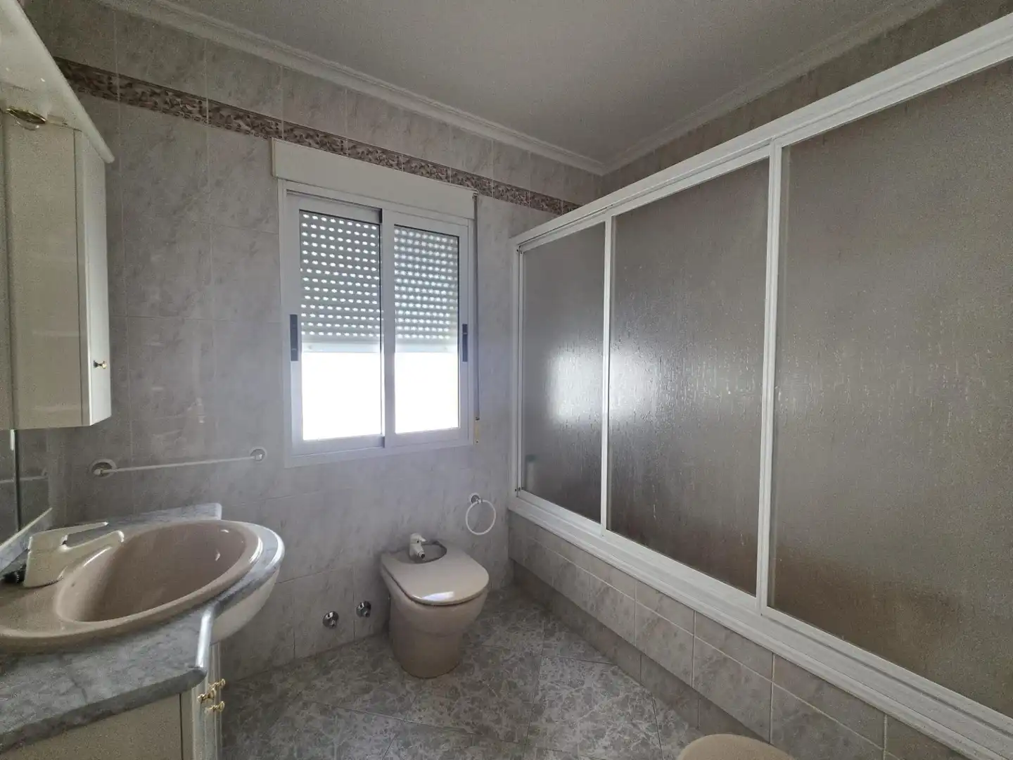 Houses for sale in Calle ALVARO DE HINOJOSA, Miralvalle - Av. Virgen del Puerto - La Data