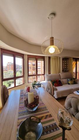 Apartamento en Venta en Altozano - Conde Lumiares