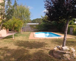 Swimming pool of House or chalet for sale in Vinaròs  with Air Conditioner, Heating and Private garden