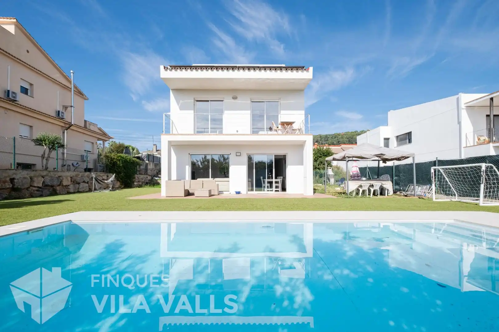 Vista exterior de Casa o xalet en venda en Bigues i Riells del Fai amb Aire condicionat, Jardí privat i Parquet