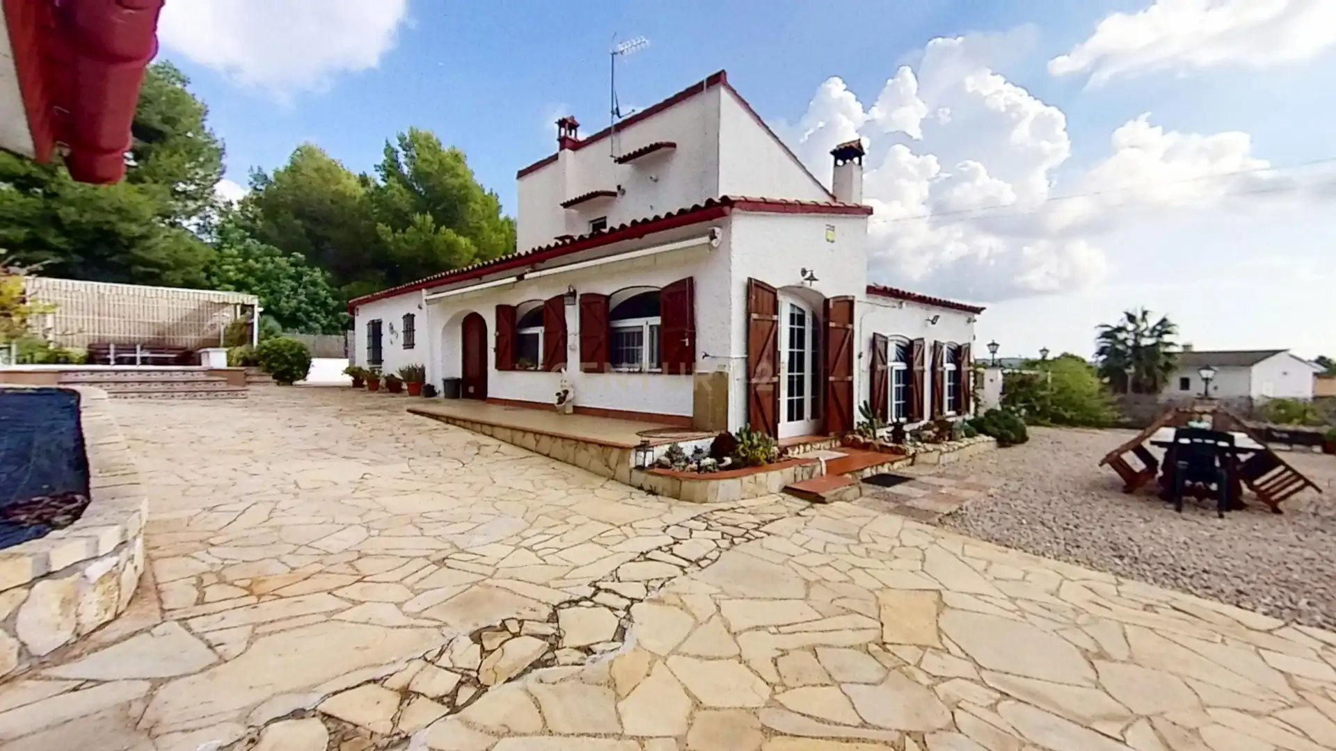 Vista exterior de Casa o xalet en venda en El Vendrell amb Aire condicionat, Jardí privat i Traster