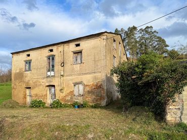 House for sale in O Carballal 10