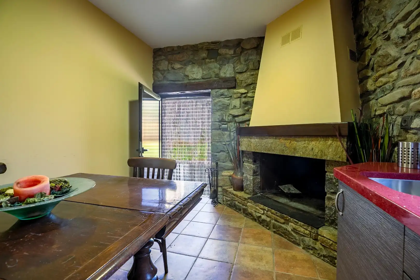 Comedor de Casa o chalet en venta en Laspuña con Calefacción, Jardín privado y Amueblado
