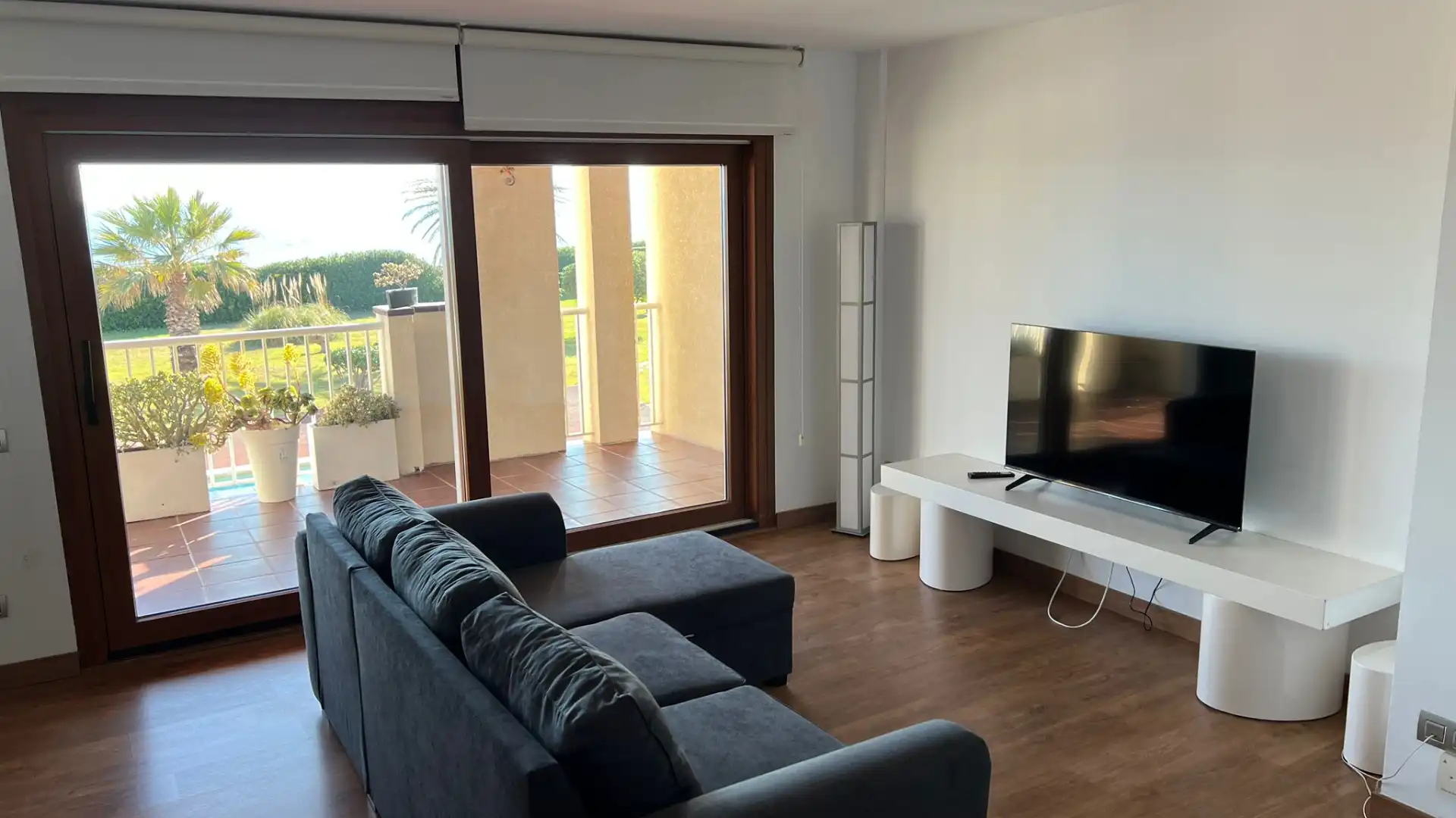 Wohnzimmer von Wohnung zur Miete in Gavà mit Heizung, Parkett und Terrasse