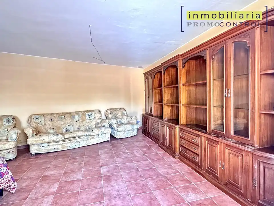 Living room of Houses for sale in San Mateo de Gállego  with Air Conditioner, Heating and Private garden