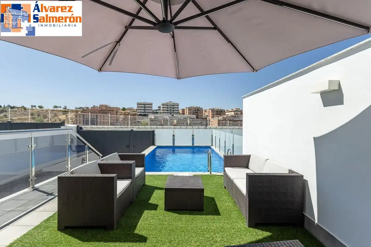 Chalet con terraza en venta en Calle Chimborazo, imagen 4