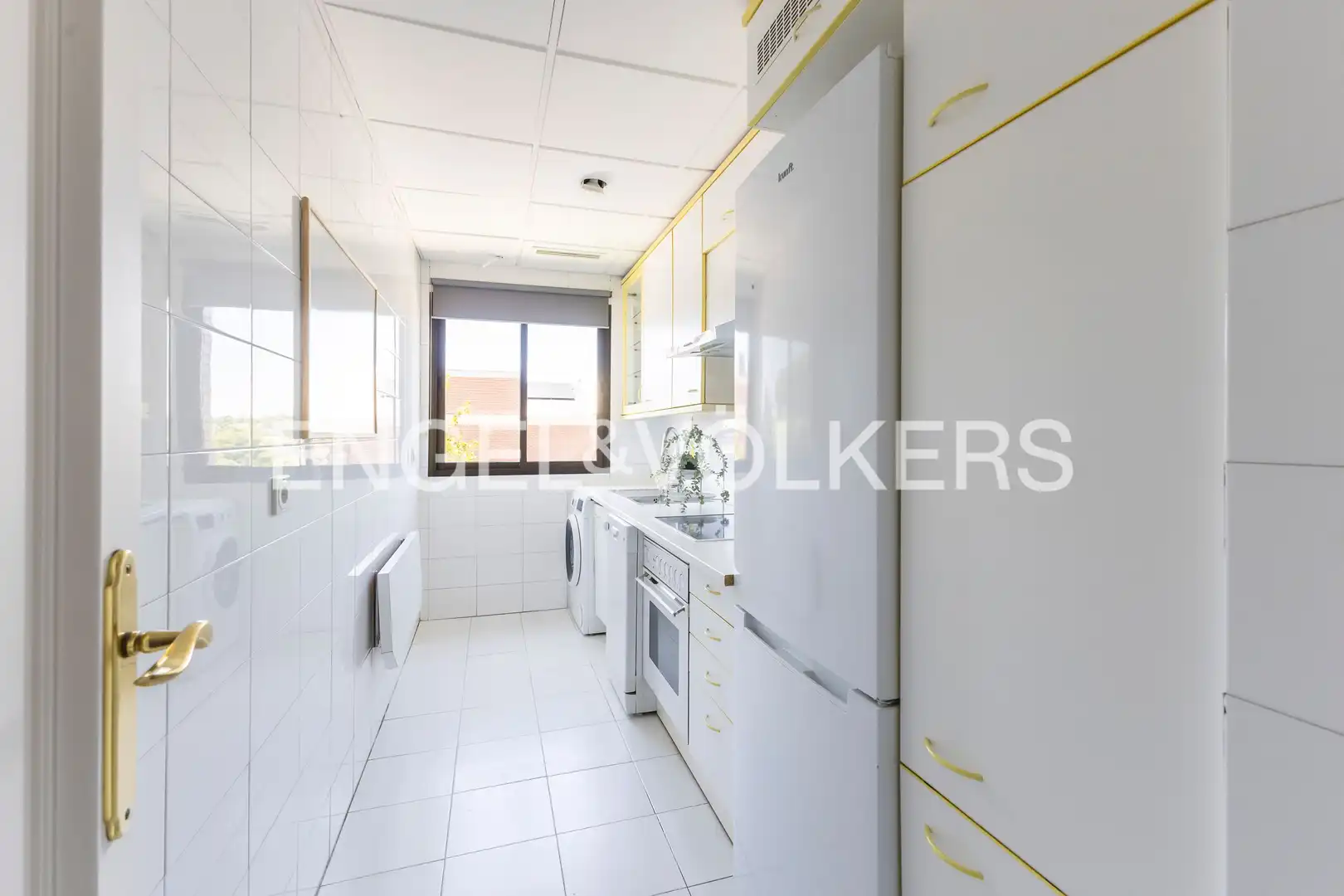 Cocina de Piso en venta en Madrid con Aire acondicionado, Calefacción y Piscina