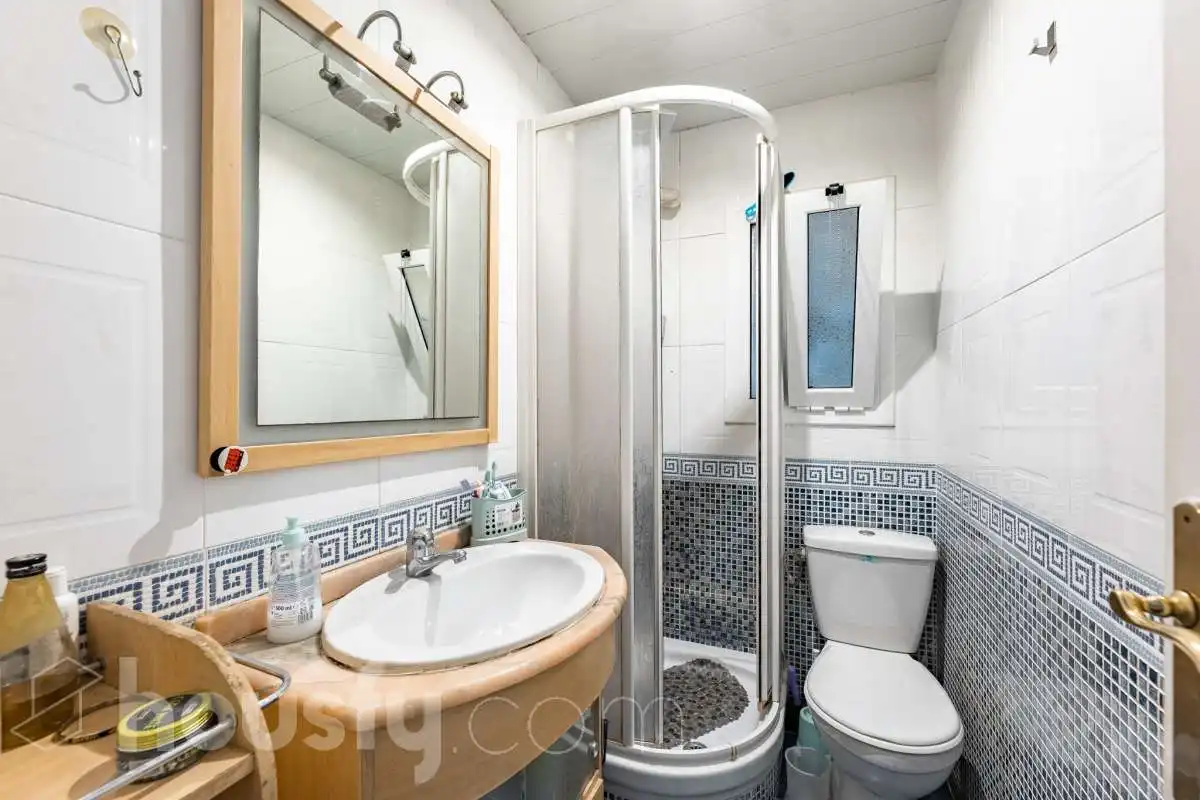 Baño de Piso en venta en Barcelona con Aire acondicionado y Amueblado
