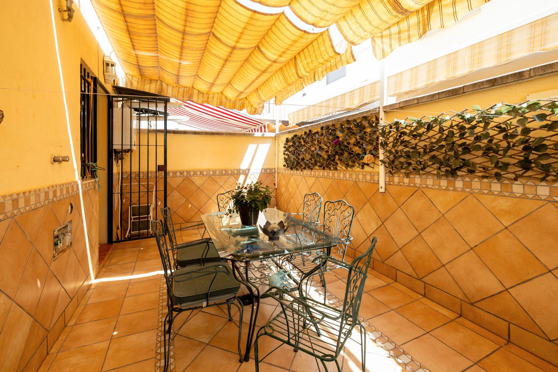Terrace of Single-family semi-detached for sale in Armilla  with Air Conditioner, Heating and Parquet flooring