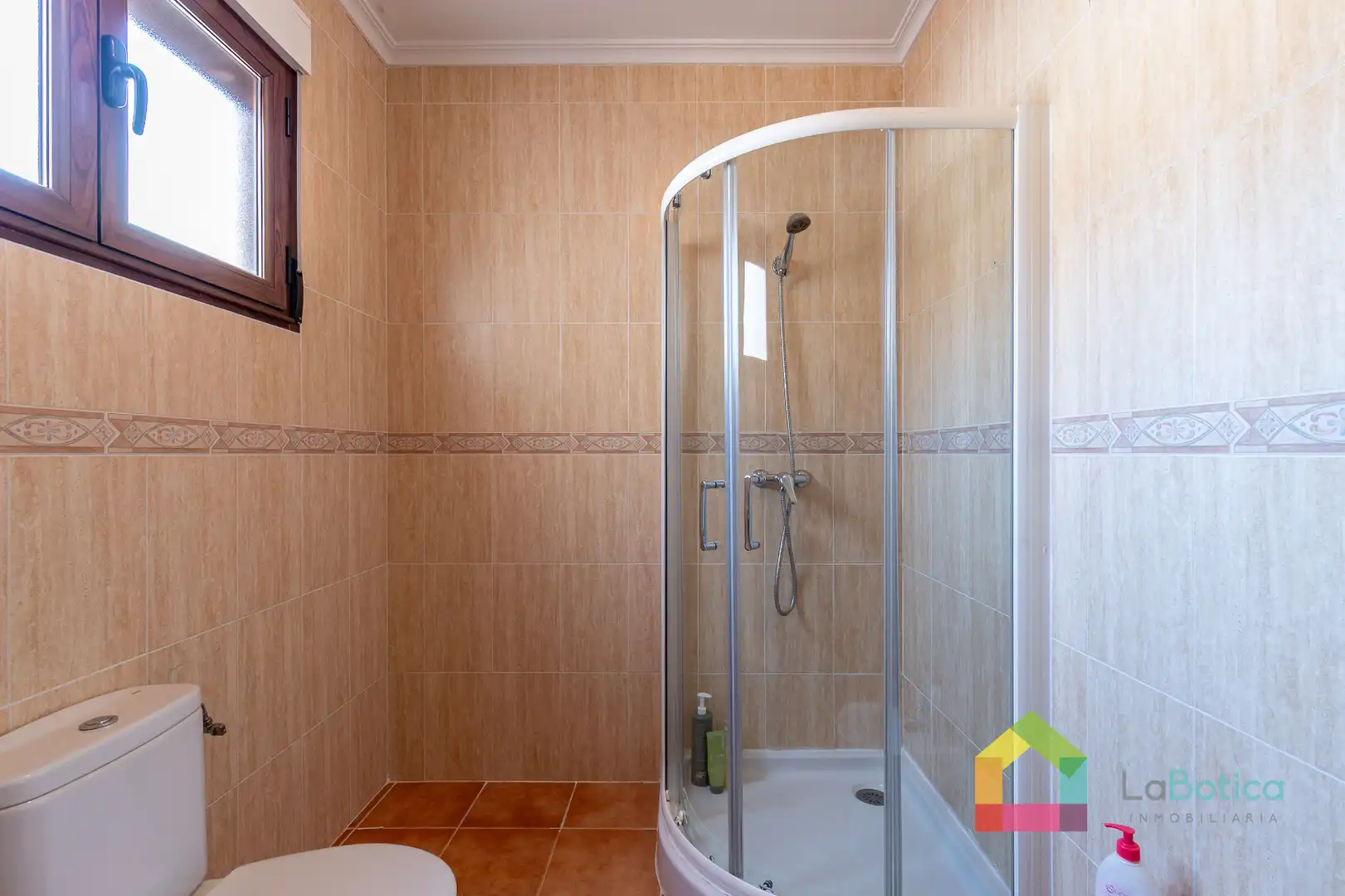 Badezimmer von Haus oder Chalet zum Verkauf in Gálvez mit Heizung