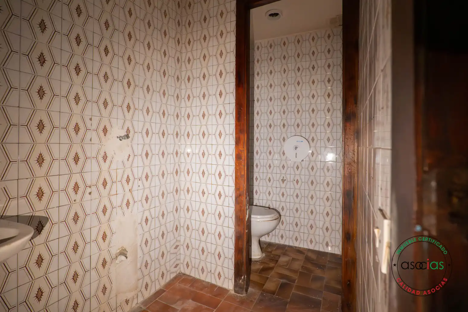 Bany de Local en venda en Gijón 