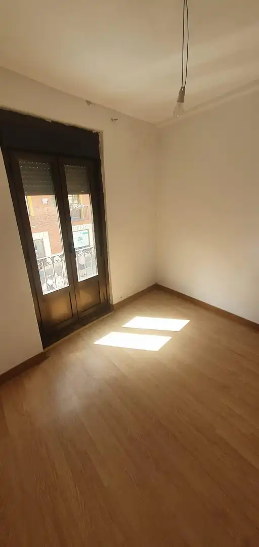 Habitación de Edificio en venta en León Capital 