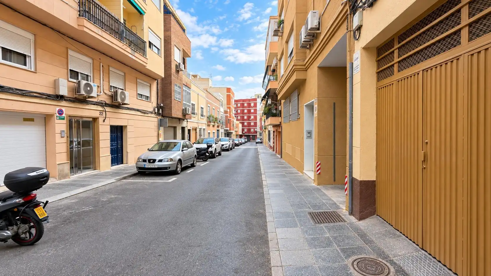 Vista exterior de Piso en venta en Plaza de Toros - Santa Rita