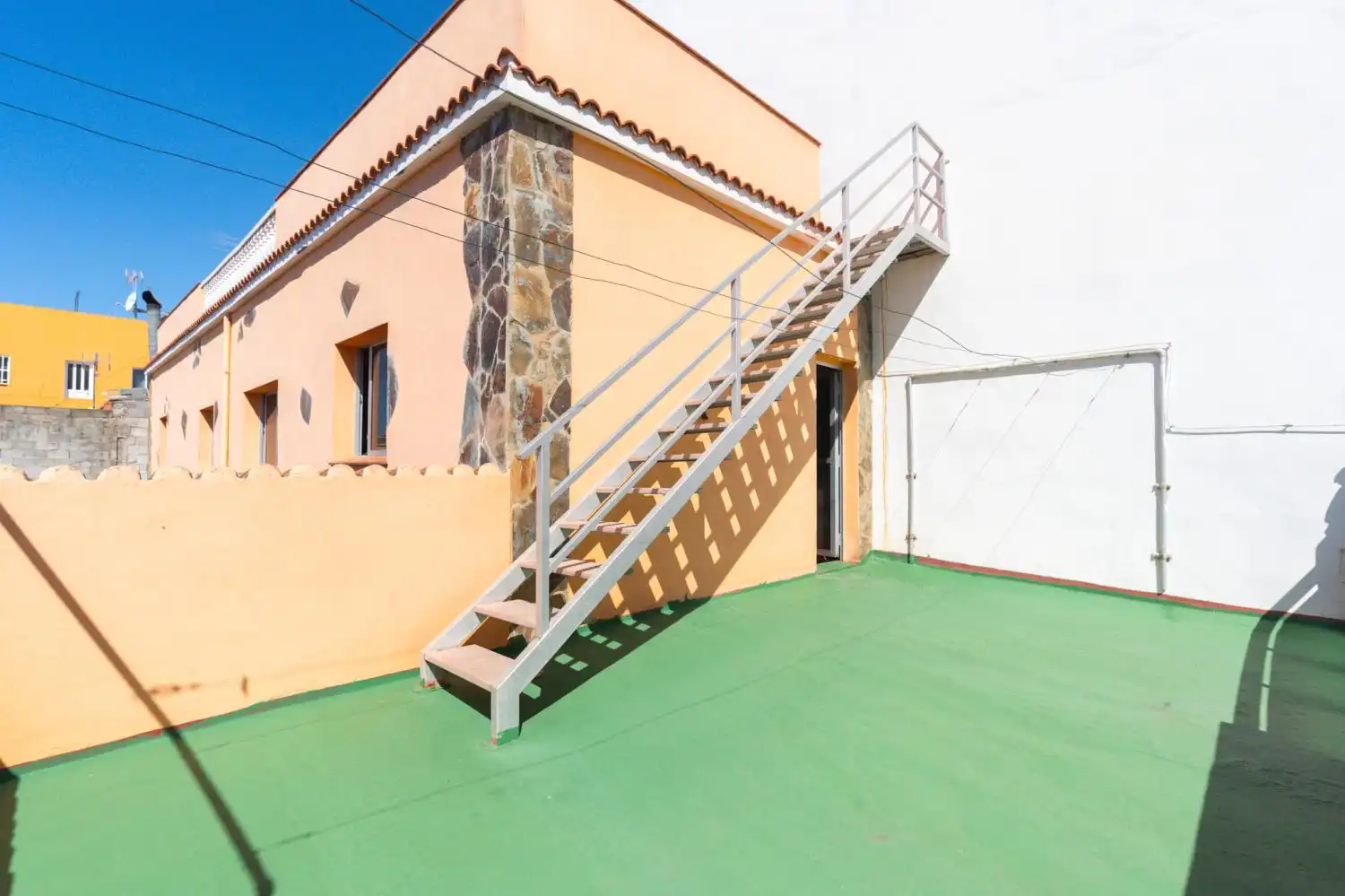 Außenansicht von Haus oder Chalet zum Verkauf in San Cristóbal de la Laguna mit Abstellraum