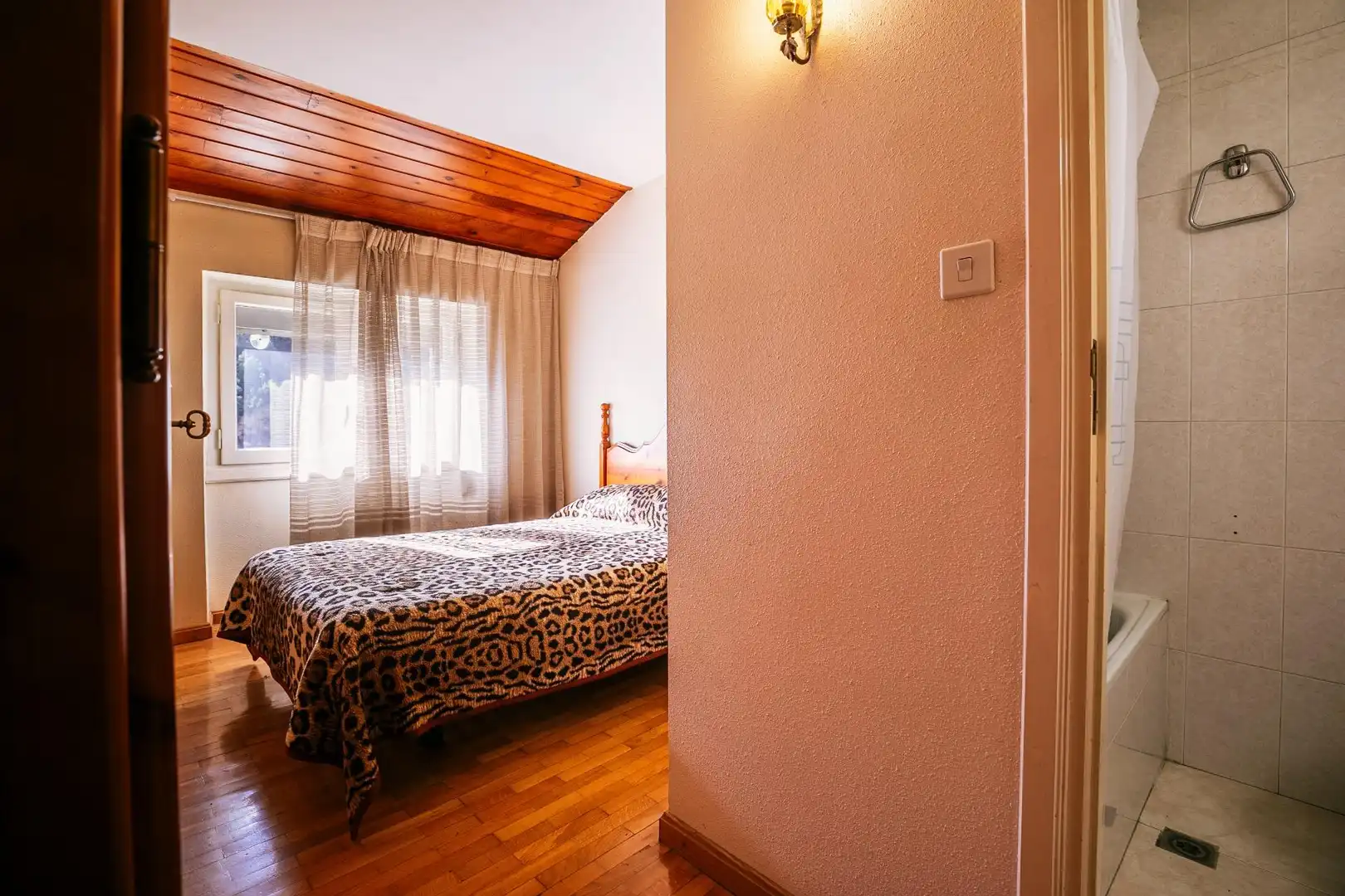 Habitación de Edificio en venta en Sabiñánigo