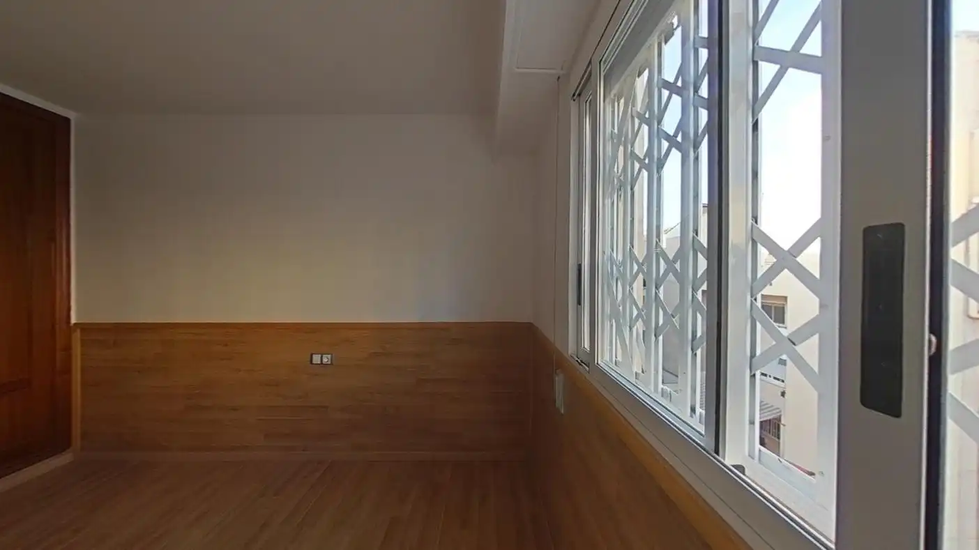 Habitación de Piso en venta en Paterna
