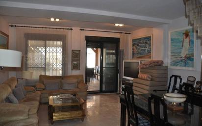 Sala d'estar de Casa o xalet en venda en Málaga Capital amb Terrassa