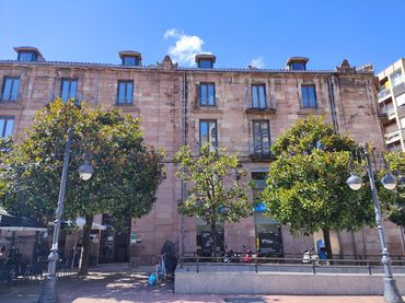 Ufficio con ascensore in affitto a Bulevar Luciano Demetrio Herrero 2