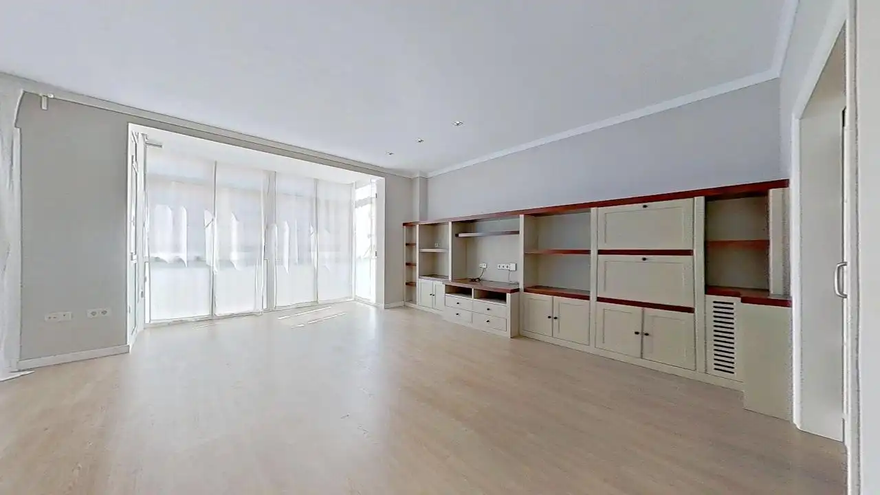 Sala de estar de Piso en venta en Barcelona con Aire acondicionado, Calefacción y Amueblado