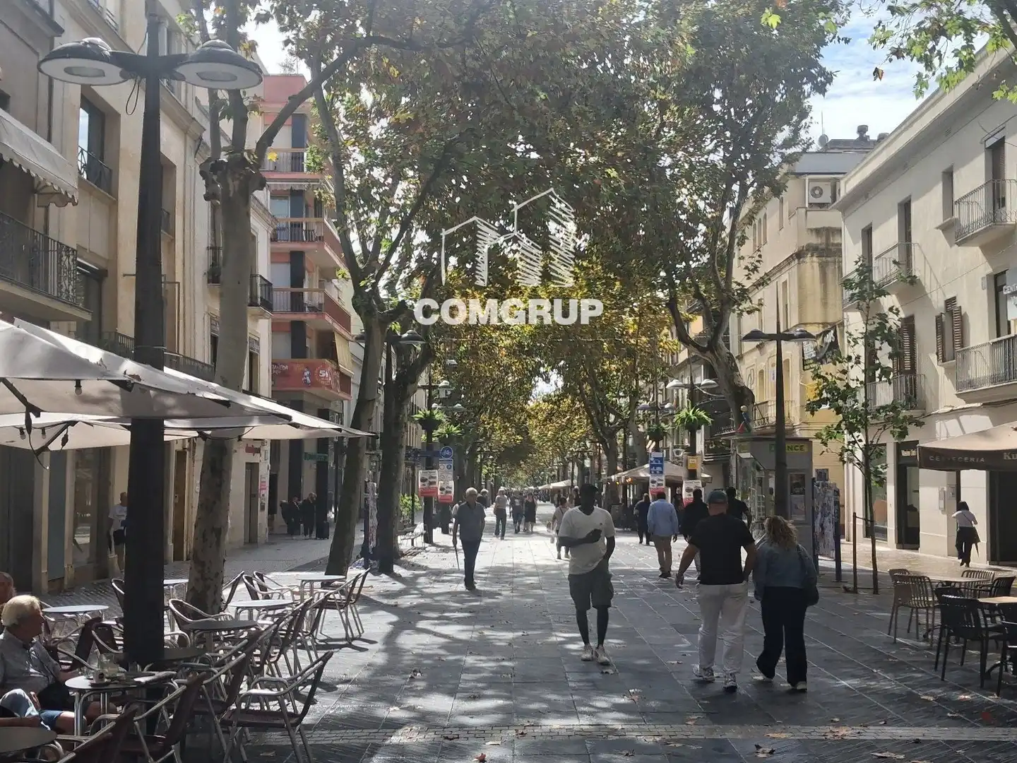 Business premises for transfer in Centre Vila, imagen 3