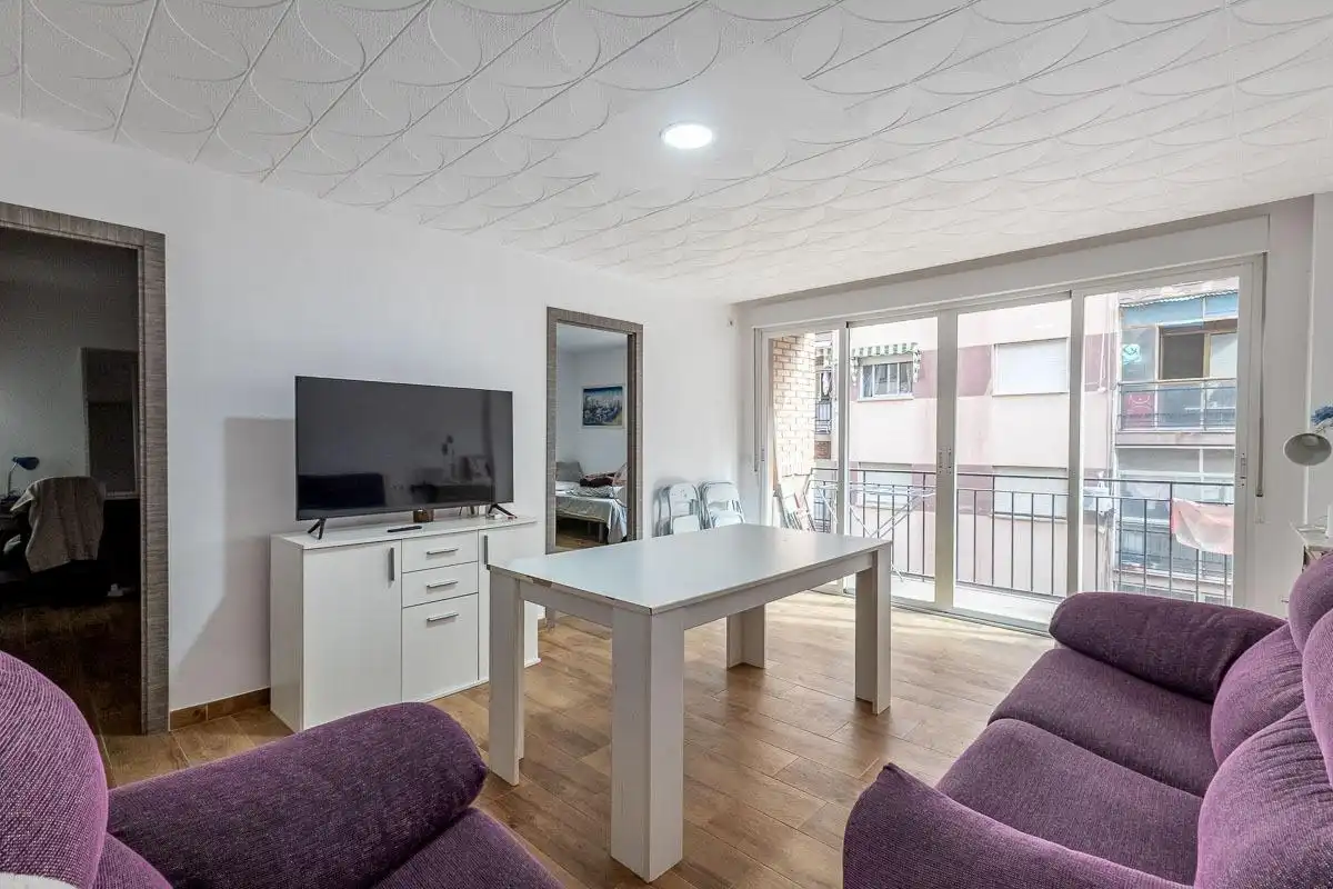 Living room of Flat for sale in Granada  with Heating and Terrace