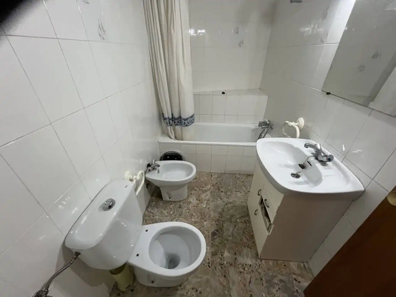 Baño de Casa o chalet de alquiler en Alcañiz con Aire acondicionado y Amueblado
