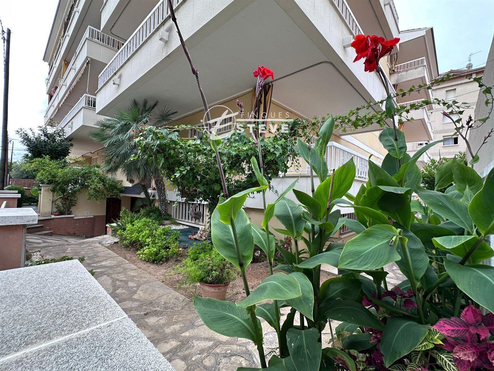 Jardí de Pis en venda en Calafell amb Aire condicionat, Calefacció i Terrassa