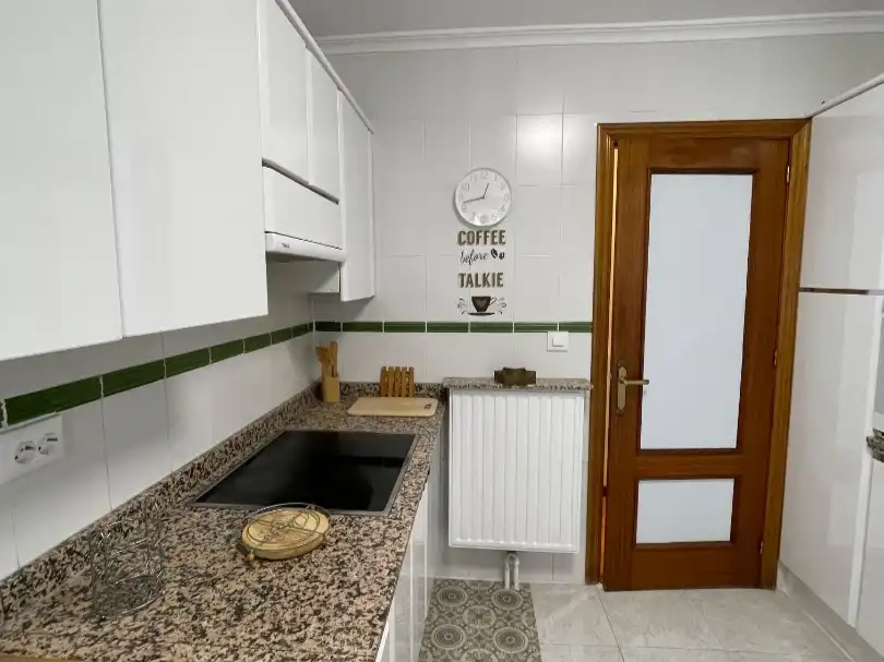 Cocina de Piso de alquiler en Cuenca con Calefacción, Parquet y Terraza