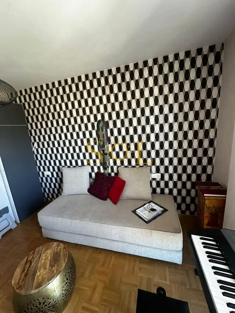 Dormitori de Pis en venda en León Capital  amb Calefacció, Traster i Moblat