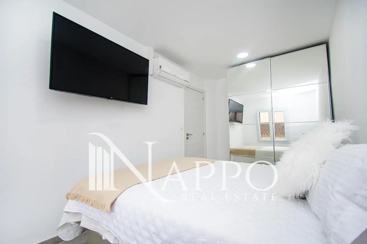 Bedroom of Flat for sale in  Palma de Mallorca  with Air Conditioner, Heating and Terrace