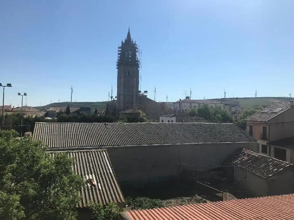 Außenansicht von Gebäude zum Verkauf in Ampudia