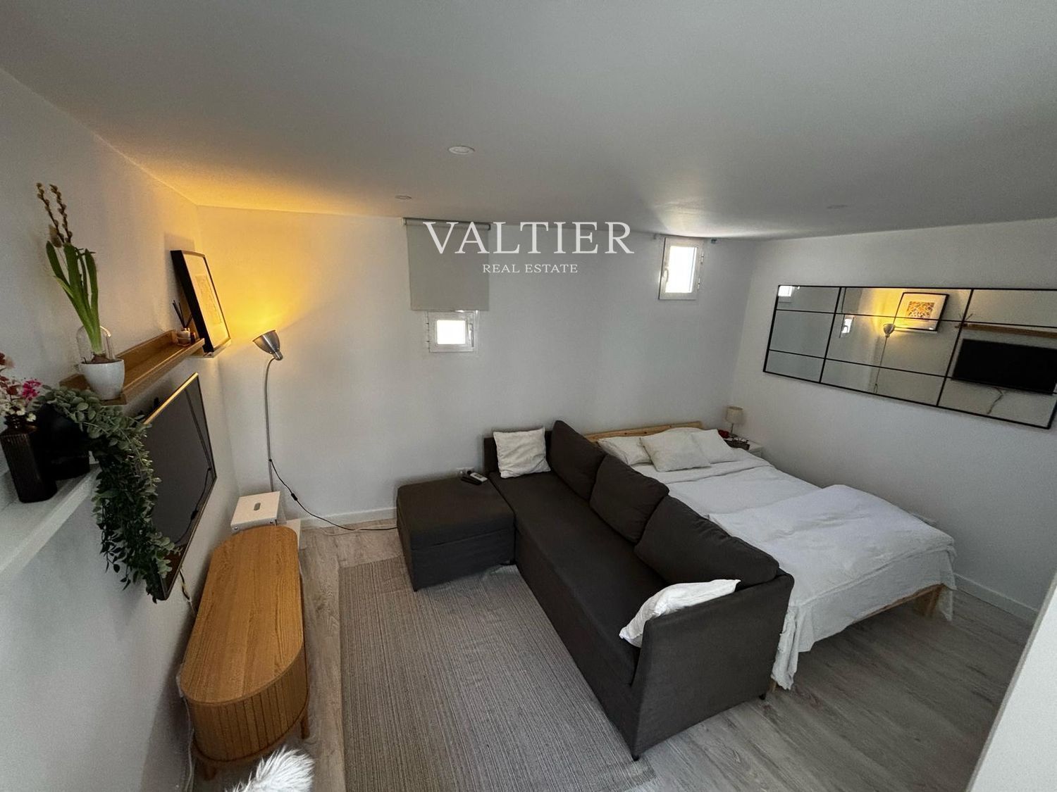 Bedroom of Attic for rent in  Madrid Capital  with Air Conditioner, Heating and Furnished