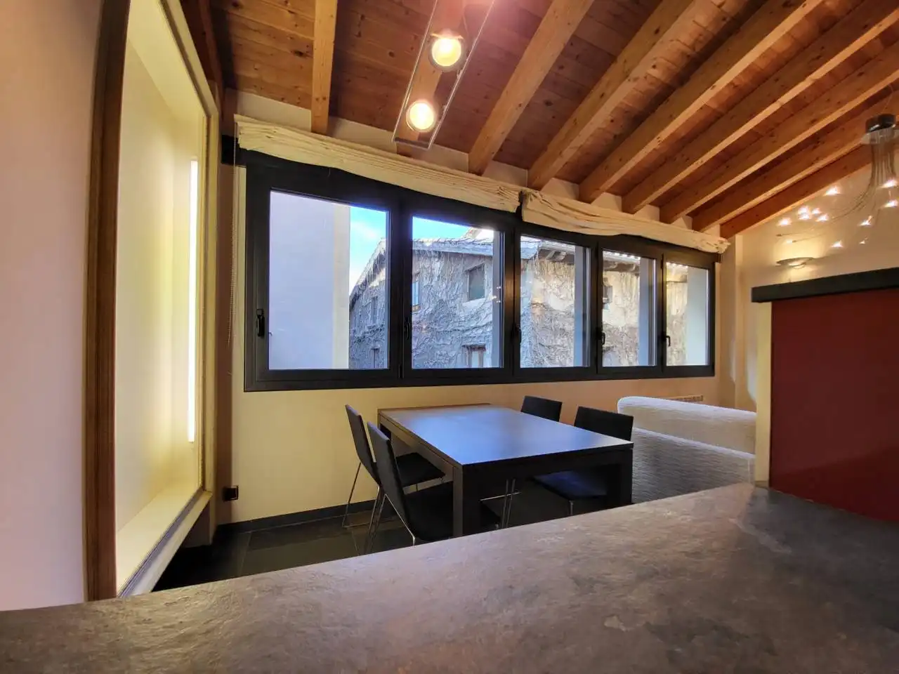 Comedor de Piso en venta en Vic con Aire acondicionado y Amueblado