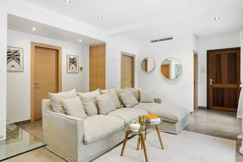 Wohnzimmer von Erdgeschoss zum Verkauf in  Palma de Mallorca mit Klimaanlage, Heizung und Parkett