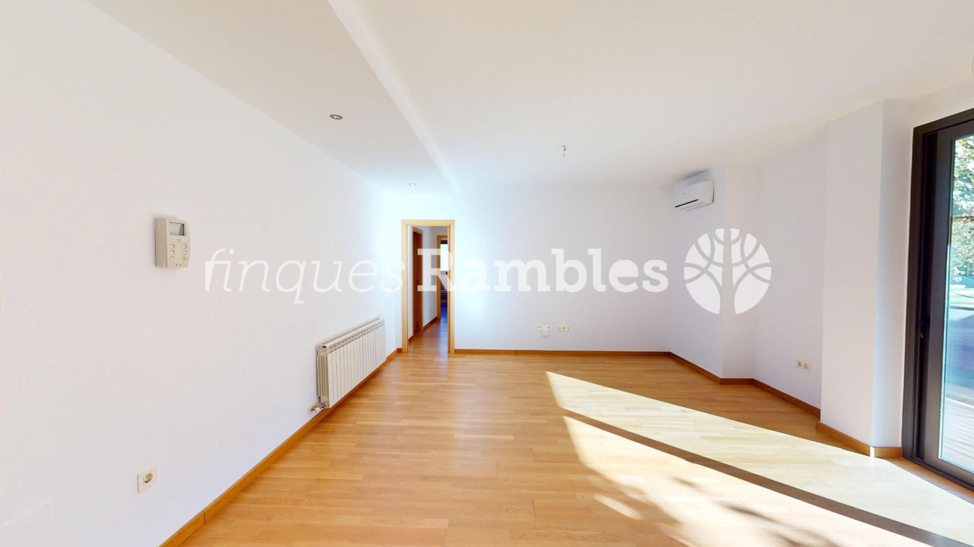 Bedroom of Flat for sale in Igualada  with Air Conditioner, Heating and Parquet flooring