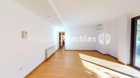Foto 2 de Piso en venta en Ponent - Set Camins, Barcelona