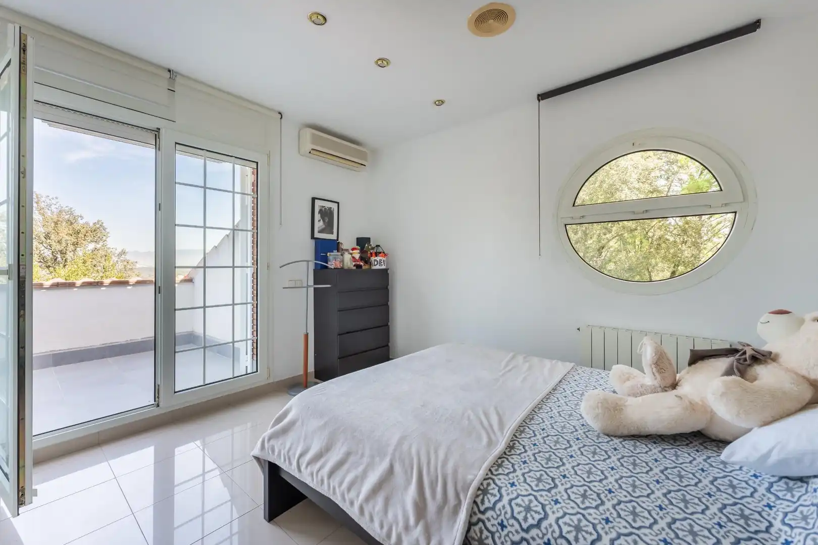 Habitación de Casa o chalet en venta en Vilanova del Vallès con Aire acondicionado, Calefacción y Jardín privado