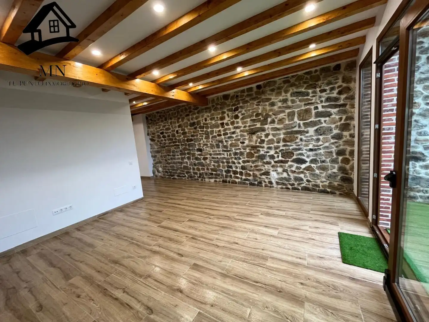 Finca rústica en venda en Villacarriedo amb Jardí privat