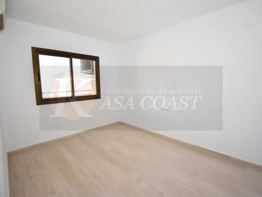 Piso en venta en Fuengirola con Aire acondicionado, Jardín privado y Terraza