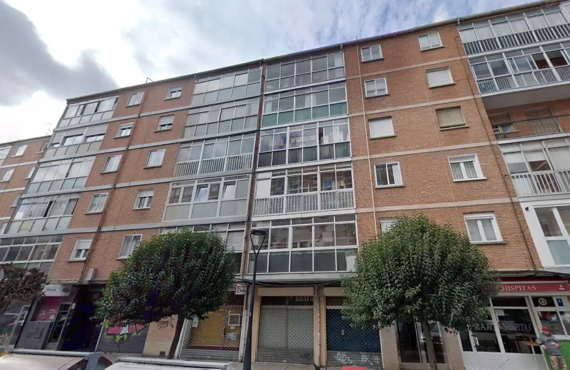 Flat with lift for sale in Calle San Juan de Ortega, imagen 4